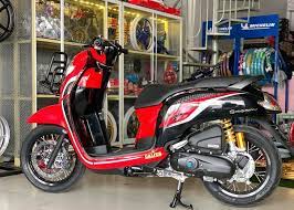 Jika ban terpasang di velg,ban depan memiliki lebar 78 mm dan belakang 89 mm. Modifikasi Honda Scoopy Pakai Pelek Jari Jari Ring 14 Makin Sporty Berkaki Jenjang Gridoto Com