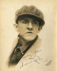 William Rocks's Instagram, Twitter & Facebook