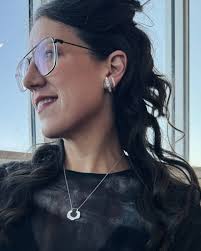 Lidia: des bijoux minimalistes faits à la main au Québec