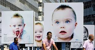 Pour le moment, seul l'âge de la mère est un les frères et sœurs de patients trisomiques 21 par translocation peuvent savoir s'ils sont porteurs en réalisant un examen appelé caryotype (examen. Plongee Unique Dans Les Rouages De La Trisomie 21 Le Temps