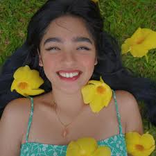 Andrea Brillantes telah menambah foto baru