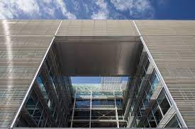 Banco santander, s.a., doing business as santander group, is a spanish multinational financial services company based in madrid and santander in spain. Banco Santander Madrid Referenzen Stahlsysteme Jansen Ag Jansen