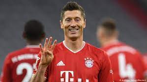 Stay up to date with soccer player news, rumors, updates, social feeds, analysis and more at fox sports. Robert Lewandowski Gegen Hertha Bsc Wenn Nichts Mehr Geht Sport Dw 05 10 2020