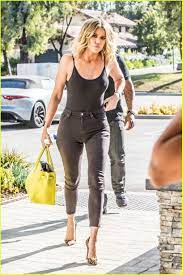 Khloe kardashian is 36 years, 7 months, 30 days old. Khloe Kardashian Dishes Advice On Dating In Social Media Age Khloe Kardashian Dishes Advice On Dating In Soc Fashion Kardashian Outfit Khloe Kardashian Style