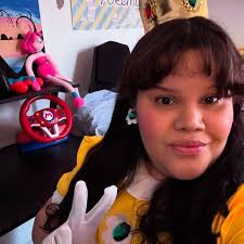 Happy New Years Streamers! Who's doing their first stream today for 2025?