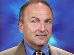 In retirement, WSBT-TV reporter Ed Ernstes stays in front of the camera —  as an extra in films and TV shows