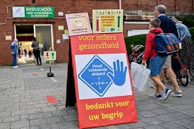 En ondertussen heeft de inzet van dit wapen wel verstrekkende gevolgen. Het Debat Moeten Scholen Sluiten Tot Eind Januari Dit Is Jullie Mening Binnenland Hln Be