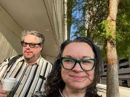 Kristi Holcomb's Instagram, Twitter & Facebook