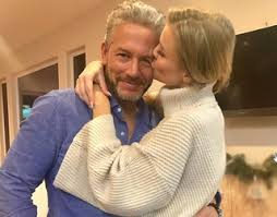 Joanna krupa zerwała zaręczyny z nowym partnerem! Joanna Krupa Zmienila Nazwisko Teraz Tylko Czeka Na Drugi Slub Z Douglasem Super Express Wiadomosci Polityka Sport