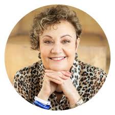 Andrea Tompkins (@tompkinswellnes)