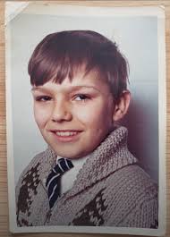 My old School. .Middle Park Primary School Newmarket Green Eltham SE9. The  Wooden Fence has gone. What was there when I went there in 1959 Aged five.  . Mr Mason was the