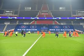 Stadiono parko de princoj (eo); El Psg Blinda El Parque De Los Principes Contra El Racismo Champions League Cope