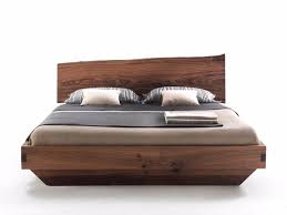 Legno massello di pioppo e tiglio. Wooden Double Bed Natura 6 By Riva 1920 Letti Di Design Letto Matrimoniale Design Di Mobili