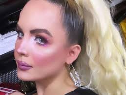 Isabela Chávez, la modelo trans que es sensación por su parecido con Belinda