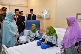Queen Advises Mothers To Keep Eye On Children S Health Nsttv