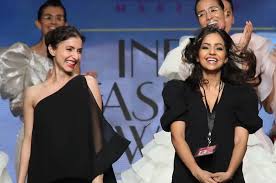 Lmifwss 19 Predictions Going Gaga Over Gauri And Nainika S Gowns Goodtimes Lifestyle Food Travel Fashion Weddings Bollywood Tech Videos Photos Nainika derived from sanskrit word nayan which means eye. 19 predictions going gaga over gauri