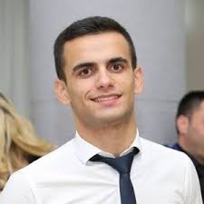 Tregim për veten e të tjerë