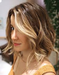 Call me chunk master using all #schwarzkopfusa lifted with blonde me and toned with #igoraroyal @behindthechair_com @schwarzkopfusa… Dark Brown Hair With Blonde Front Bits Novocom Top