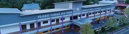 Pejabat daerah dan tanah timur laut pulau pinang tingkat 50 & 51 komtar, 10000 pulau pinang. Utama Pdt Lenggong E Tanah Perak