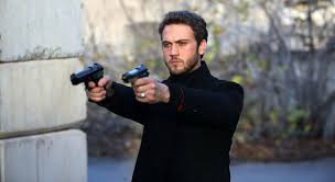 Pin By Isimsiz On Aras Bulut Iynemli Soke Couples African Turkish Actors