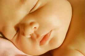 La Coloracion Amarillenta De La Piel Del Bebe Centro Medico Tarragona Privado Mutuas