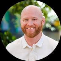 80+ "Luckett" profiles