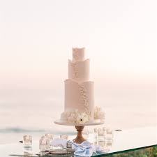 In 2017, wood cakes became very popular at nigerian and african weddings . Your Wedding Cake Holds A Secret Meaning You Never Knew