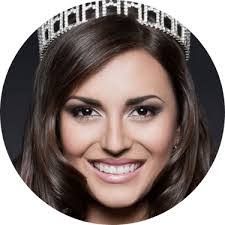 Danielle Soulier's Instagram, Twitter & Facebook