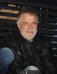 Λευτέρης κιντάτος, κωνσταντίνος αργυρός στίχοι: Aytos Einai O Pateras Toy Kwnstantinoy Argyroy Deite Ton Star Gr