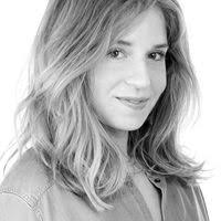 10 Perfumes With Amber That Smell Divine