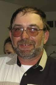 Chris Elworth's Instagram, Twitter & Facebook