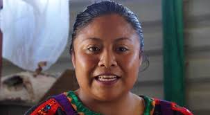 Así muestra su talento la hermana de Yalitza en YouTube