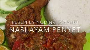 Ayam penyet berasal dari indonesia, tapi juga terkenal di banyak tempat di asia, dari singapura, brunei, malaysia dan lainnya. Resepi Ayam Penyet Sambal Ayam Penyet Youtube