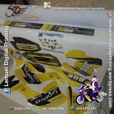 Decal klx hitam sumber : Striping Motor Kawasaki Klx 150 Bf Barometer Sticker Digital Apparel Digital Dan Produk Kreatif Berbasis Digital Printing