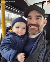 I PAID FOR A FORTUNE TELLER'S BUS FARE WHILE TAKING MY ONE-YEAR-OLD SON TO  THE DOCTOR—SHE SLIPPED ME A NOTE BEFORE SHE LEFT It was a gray California  morning, the kind that