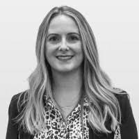 Hannah Kett's Instagram, Twitter & Facebook