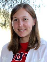 Lesley Harrington's Instagram, Twitter & Facebook