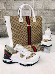 Gucci 2660 Canta Spor Ayakkabi Cuzdan Kombin Gucci Canta Cuzdanlar