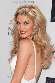 The curly bangs on long hair can make it appear thinner while still keeping its fullness. 50 Long Curly Hairstyles For 2021 Easy Hair Ideas For Long Natural Curls