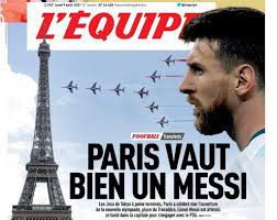 Der wechsel des argentinischen superstars lionel messi vom fc barcelona zu paris st. Qeucabx Qg33m