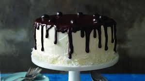They range from traditional cakes and pies, to humble pies, as. Christmas Cakes Cookies And Pies Holiday Desserts To Make Now