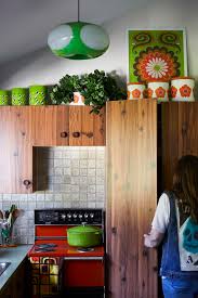 .2021 the awesome modern modular kitchen design ideas and kitchen designs catalog 2021 modular kitchen design colors kitchen cabinet designs kitchen designs for small kitchen modern kitchens for home interior design trends 2020 150 small modular kitchen design ideas 2021. 19 Cool Retro Kitchens Fun Kitchens With Vintage Style Apartment Therapy