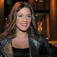 The former midfielder is regarded as one of. Simone Ballack Relaxt Lassig Im Bikini Erstaunlich Privates Video Stars