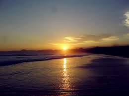 Check spelling or type a new query. Gambar Pemandangan Laut Saat Matahari Terbenam