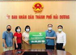 Công an hải dương thăm động viên các gia đình chính sách nhân dịp 27/7: Vietcombank