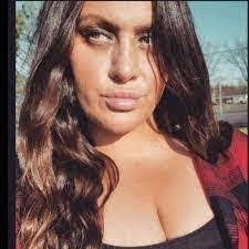 Kimberly Shean's Instagram, Twitter & Facebook