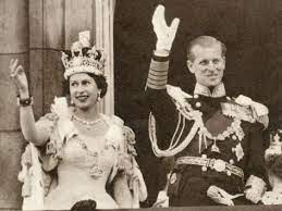 Coronation Of Queen Elizabeth Photographic Print Art Com In 2021 Queen S Coronation Queen Elizabeth Queen Of England