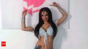 Adult star Shanti Dynamite finds SRK sexy & Aamir talented | Hindi Movie  News - Times of India