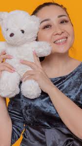 Teddy Day 2025: लड़कियों को टेडी बियर क्यों पसंद होते हैं?