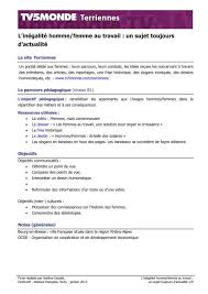 Tandis que les mouvements féministes prenaient de l'ampleur un peu partout dans le monde dans les années 70, l'assemblée générale proclama. L Ina C Galita C Homme Femme Au Travail Tv5 Monde